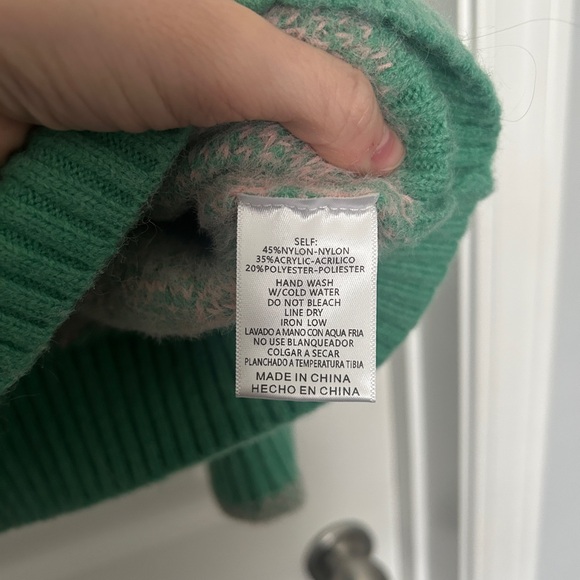 &merci Green Sweater with Pink Bow Pattern - Picture 3 of 3